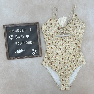 NWT RYLEE + CRU Floral Keyhole Swimsuit Size S Small - Picture 1 of 3