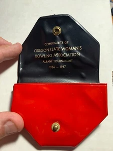 Oregon State Women’s Bowling Association Albany Tournament Tavel Mirror 1966-67 - Bild 1 von 6