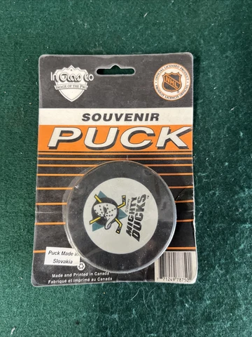 InGlasCo Disney Mighty Ducks Official NHL Retro Team Souvenir Hockey Puck NEW Cover