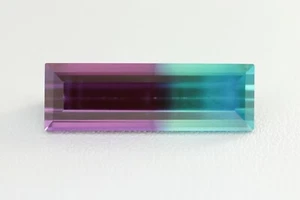 Baguette de zafiro 15,84 quilates recristalizada bicolor menta/kuncita 25x8 cultivada en laboratorio - Imagen 1 de 5