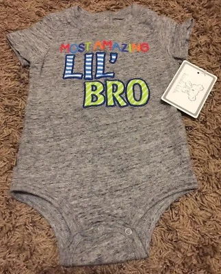 NUEVA Camiseta Top Koala Niños 9/12 Meses Lil' Bro Una Pieza Nueva Con Etiquetas Hermano Pequeño Foto 1 de 2