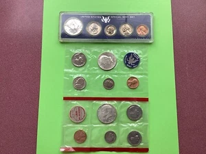 Mint Sets / 1967 1965 1970 ( 3 Sets ) - Picture 1 of 2