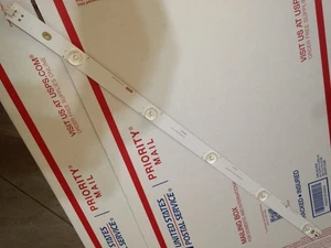Hitachi LB49006 Replacement LED Backlight Strip-KHP200649B STRIP ONLY LE49A509 - Picture 1 of 1