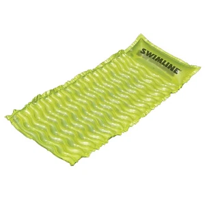 Colchón de aire inflable verde Insta-Matt para deportes acuáticos Swim Central 70" - Imagen 1 de 3