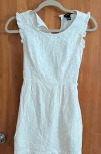 Vestido blanco contemporáneo Forever 21 informal fiesta cóctel talla pequeña  - Imagen 1 de 7