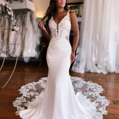 Vestido de novia de sirena para novia correa de espagueti tren de corte apliques de encaje Foto 1 de 4