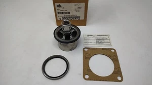 Kit de termostato Mack 215SB165BP3 para motores E6 ESI y ESU - Piezas genuinas Bulldog - Imagen 1 de 3