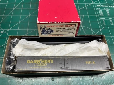 HO Branchline Dairymen's League Milk 50' Express Reefer Kit - Image 1 of 2