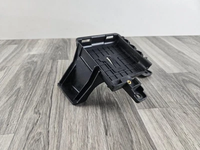 Soporte sensor radar monitor punto ciego trasero derecho Lincoln MKC 2015-2018 Foto 1 de 4