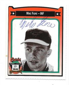MIKE FIORE 1991 CROWN AUTOGRAPHED SIGNED # 131 BALTIMORE ORIOLES
