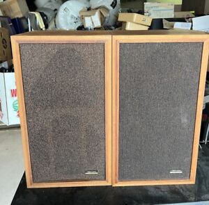 Vintage 1970's Realistic OPTIMUS-5 Speakers Pair