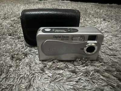 KONICA MINOLTA DIGITAL REVIO KD100 1.3MP DIGITAL CAMERA SD CARD CASE TESTED - Image 1 of 4