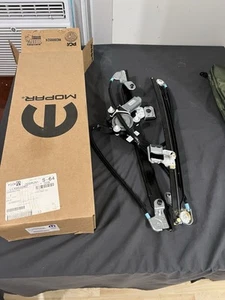04894527AA Front Left Driver Side Window Regulator 04-07 For Caravan Chrysler - Picture 1 of 7