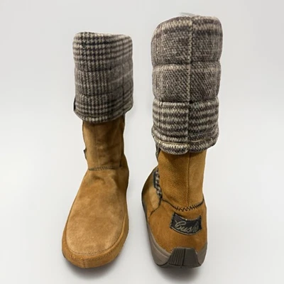 Cushe Women’s Suede Fold Over Winter Boots Size 7 Tan Plaid Cuff Cozy Lined Zip - Image 1 of 4