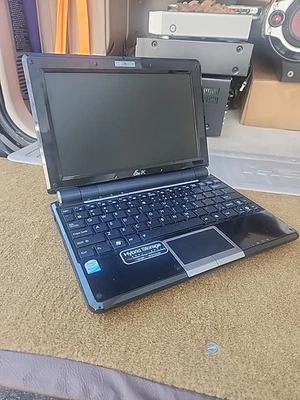 ASUS Eee PC 1000HE pc portátil SIN PROBAR PARA REPUESTOS/REPARACIÓN Foto 1 de 4