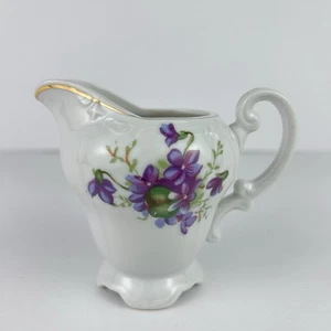 Vtg Made in Japan Porcelain Creamer Purple Violet Flowers Gold Trim Scalloped  - Picture 1 of 9