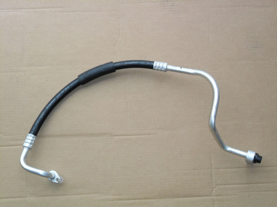 NUEVA MANGUERA AC DODGE INTREPID, CHRYSLER LHS, CONCORDE, 300M- MANGUERA DE SUCCIÓN Foto 1 de 1