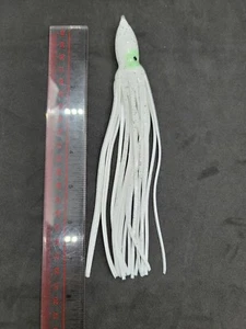 Hoochie Squid Fishing Tackle White 7.5" 19cm Trolling Terminal Tackle TunaMarlin - Picture 1 of 11