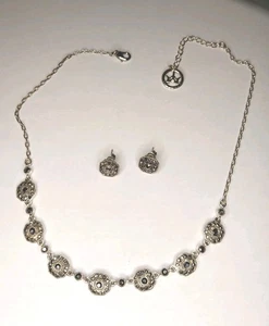 Vintage Crown Trifari Necklace & Earring Set 16" Length With 2" Extension - Picture 1 of 4