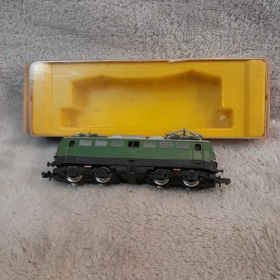 N Scale 9mm 1:160 Arnold Rapido 0235 Electric Locomotive Green Vintage-As Is - Image 1 of 4