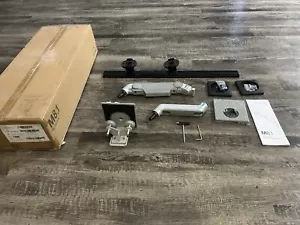Humanscale M81CMSB2B Two Piece Clamp Mpunt Base - Silver - Picture 1 of 1