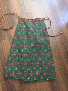 Falda envolvente de vacaciones tropical verde verde rojo floral artesanal Koinonia OS - Imagen 1 de 5