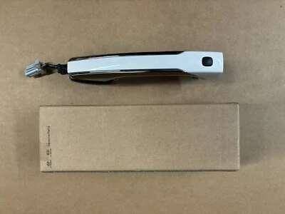 Manija de puerta delantera izquierda blanca para Kia Cadenza 2017 a 2020 Foto 1 de 4