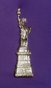 Statue of Liberty 8 inch Figure (1960s) Antique Gold Finish Paperweight - Picture 1 of 4