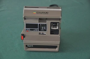 Vintage Polaroid Spirit 600 Land Camera, Tan - Picture 1 of 9