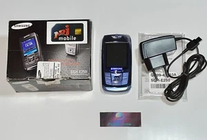 Téléphone GSM Mobile Samsung SGH-E250i - Complet Unlocked Débloqué Comme Neuf - Picture 1 of 13