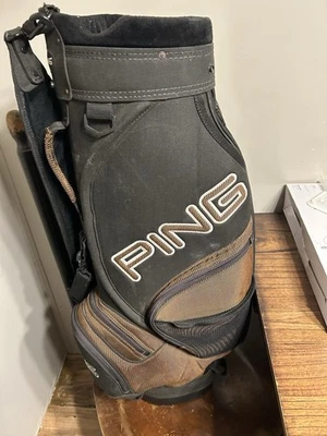 Bolsa de golf Ping Foto 1 de 4