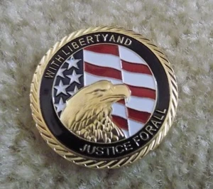 COIN HONORING & REMEMBERING SEPTEMBER 11 2001  FREE SHIPPING - Picture 1 of 2