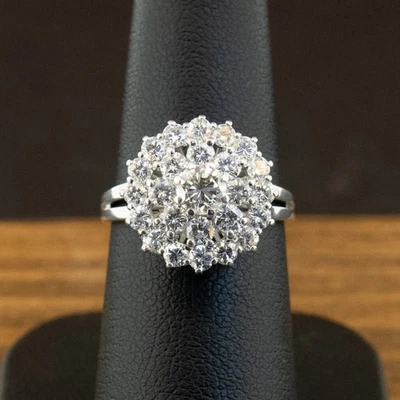 2.00 Ct Round-Cut G/VS1 Lab Grown Diamond Cluster Engagement Ring 14k White Gold - Image 1 of 4