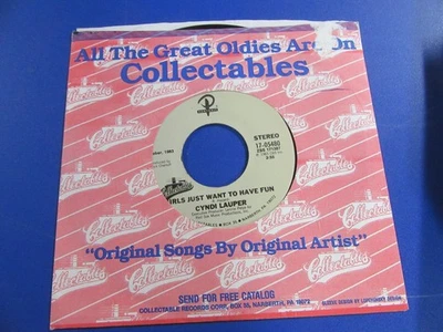 7 " 45 RPM Record By CYNDI LAUPER / Girls Have Fun - Time After / Company Sleeve Foto 1 de 2