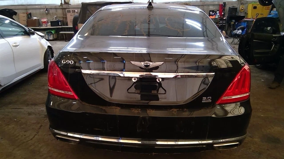 (LOCAL PICKUP ONLY) Passenger Right Front Door Fits 17-22 G90 6413926 Foto 1 de 4