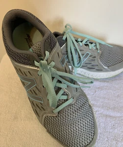 NB New Balance 420 Womens Shoe Size 9 Gray Comfort - Picture 1 of 8