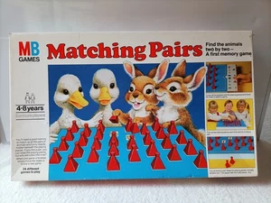 MB Games Matching Pairs Animal Vintage 1981 Complete Family Game - Picture 1 of 7