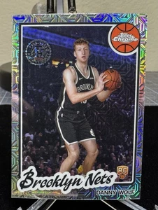 2025-26 TOPPS Basketball DANNY WOLF RC Rookie 1980-81 Silver Pack MOJO #TC-DW - Picture 1 of 2