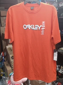 Oakley Regular Fit Short Sleeve T Shirt Men’s XL Orange With Stone Logo - Picture 1 of 5
