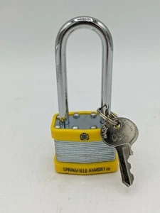 Factory New Springfield Armory Firearm Padlock Two Keys - Picture 1 of 4