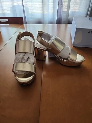 Salto Camilia feminino aerossóis dourado macio tamanho 6M - Imagem 1 de 4