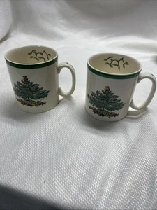 Juego de 2 de colección. TAZAS DE CAFÉ/TÉ SPODE ÁRBOL DE NAVIDAD 3 1/4" USADAS EN EXCELENTE ESTADO - Imagen 1 de 5