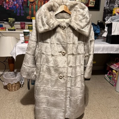 Vtg 50s 60s Faux Fur Swing Coat L Gray Large Collar Excellent Condition - Image 1 of 4