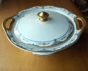 Theodore Haviland covered vegetable bowl~Schlieger 618A~made in France~Pristine - Picture 1 of 4