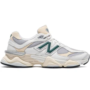 New Balance Herren 9060 Sneaker in Sea Salt/Marsh Green - Bild 1 von 9