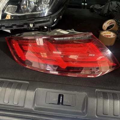 Luz trasera AUDI TT N/S 2014-2023 2 puertas cupé LH 8S0945095  Foto 1 de 4