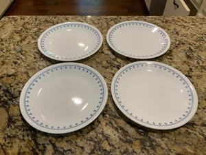 Set of 4 Corelle SNOWFLAKE Salad Lunch Plates 8 1/4" Blue & White - Picture 1 of 6