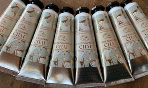 8 (ocho) CREMA DE MANOS BLANCA CALABAZA Y CHAI tamaño de viaje 1 oz baño y cuerpo funciona - Imagen 1 de 2
