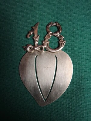 L68*SEGNALIBRO -ARGENTO  925 -FORMA CUORE 18 ANNIVERSARIO -SILVER STERLING LIBRO - Immagine 1 di 4