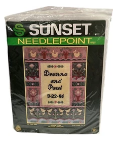 Sunset Needlepoint Kit6707 Boda en este día 1985 De colección Nuevo - Imagen 1 de 2